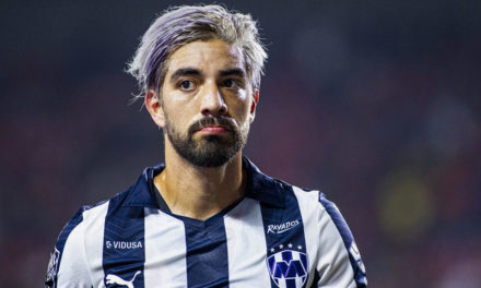 PIZARRO RESCINDE CONTRATO CON  RAYADOS