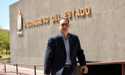 PLANTEA HERIBERTO TREVIÑO REFORZAR DERECHO UNIVERSAL A LA SALUD