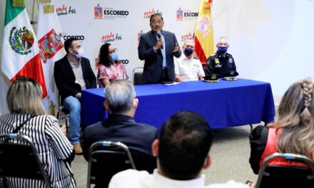 MUESTRA ESCOBEDO A CREADOR DE PROXPOL