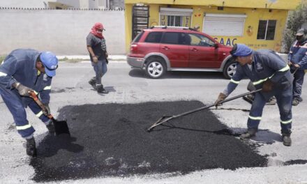 CONTINÚA ESCOBEDO CON SU PROGRAMA DE BACHEO