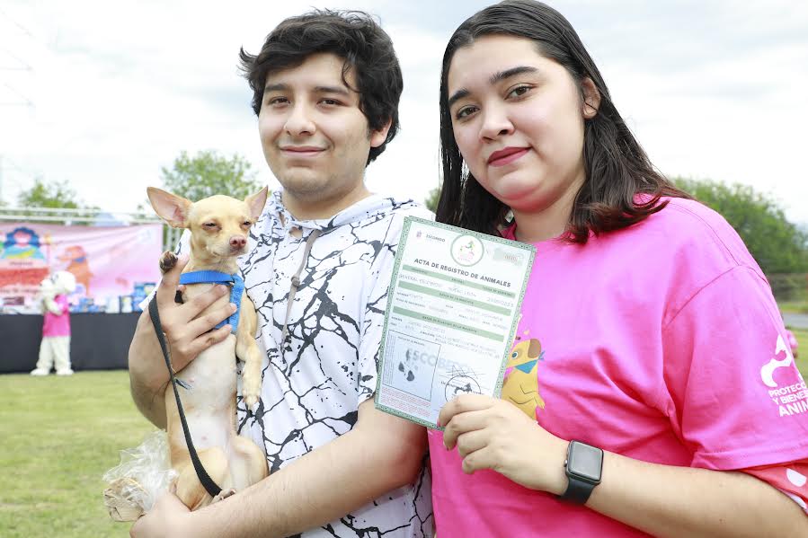 CELEBRARA ESCOBEDO DÍA DEL PERRO CON TRÁMITE DE ACTAS