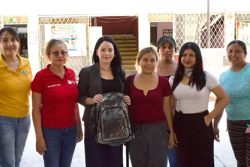 GRUPO LEGISLATIVO DE MORENA PROPONE MOCHILAS TRANSPARENTES EN ESCUELAS