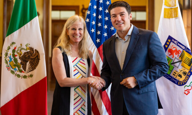 RECIBE GOBERNADOR CÓNSUL DE ESTADOS UNIDOS