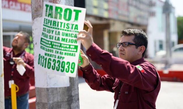 CONTINUA ESCOBEDO APLICANDO CERO TOLERANCIA A PUBLICIDAD EN POSTES