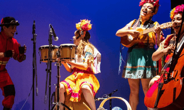 PRESENTAN OBRA EL CANTO PERDIDO DEL AGUA