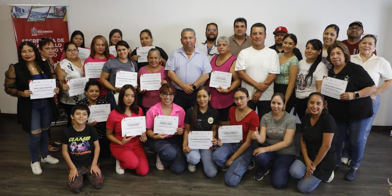 RESPALDA ESCOBEDO AEMPRENDEDORES Y FORTALECE LA ECONOMÍA FAMILIAR