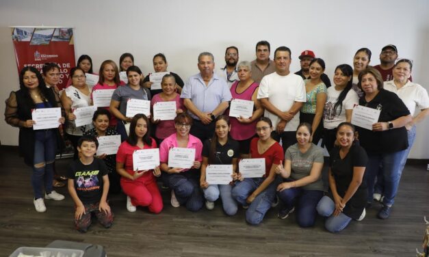 RESPALDA ESCOBEDO AEMPRENDEDORES Y FORTALECE LA ECONOMÍA FAMILIAR