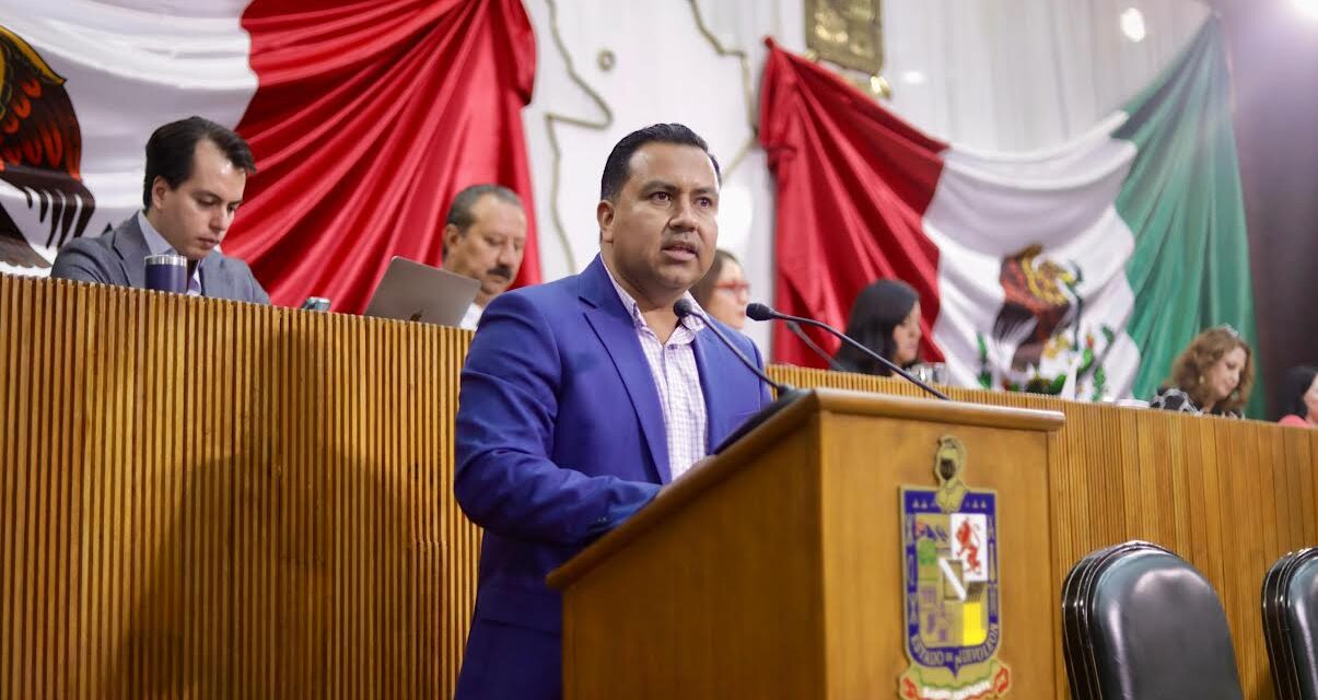 PLANTEA JOSÉ MANUEL VALDEZ REFORZAR DERECHO A LA SALUD