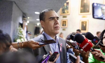 PLANTEA HERIBERTO TREVIÑO PROTEGER ADEUDOS DE TRABAJADORES FALLECIDOS