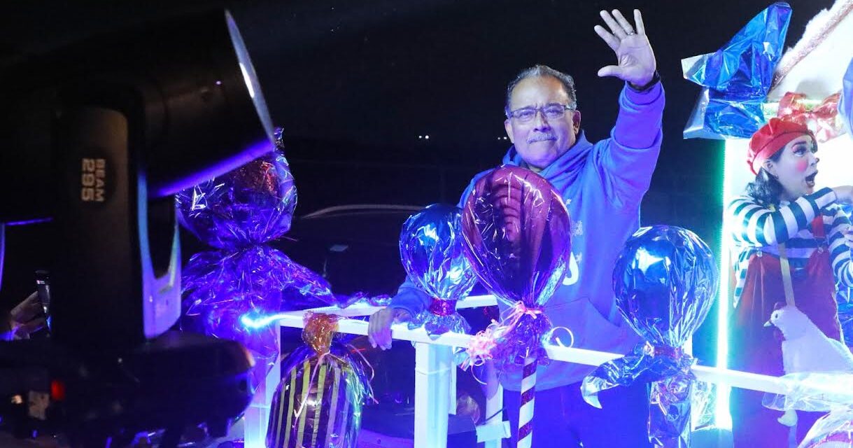 DESFILA LA MÁGIA DE LA NAVIDAD POR CALLES DE ESCOBEDO