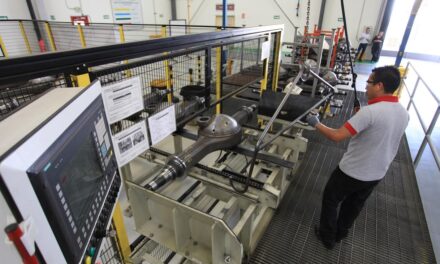 RECONOCEN A ESCOBEDO POR SU SOLIDEZ FINANCIERA