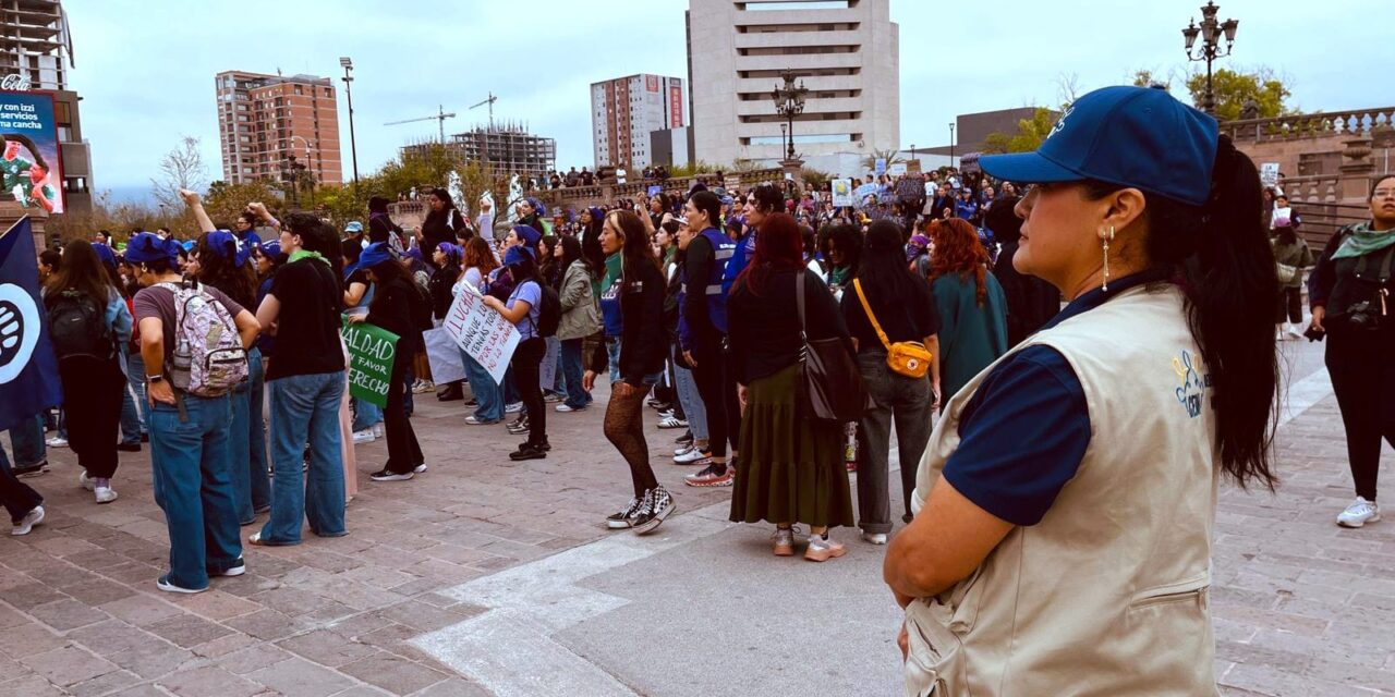 CEDHNL ACOMPAÑA Y OBSERVA LAS MOVILIZACIONES DEL 8M