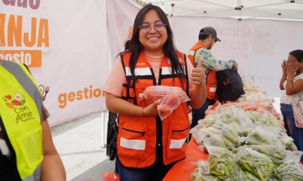 PROMUEVE MARISOL GONZÁLEZ AHORRO FAMILIAR CON MERCADO NARANJA EN SANTA CATARINA