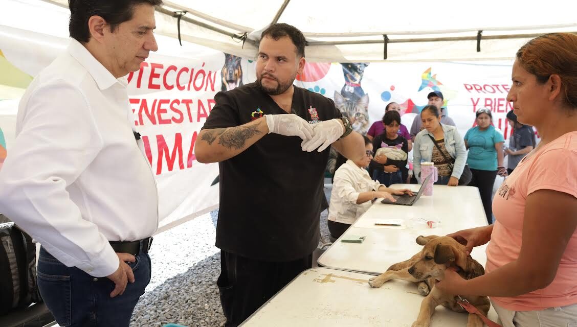 ACERCAN ESCOBEDO SERVICIOS Y ATENCIÓN VETERINARIA