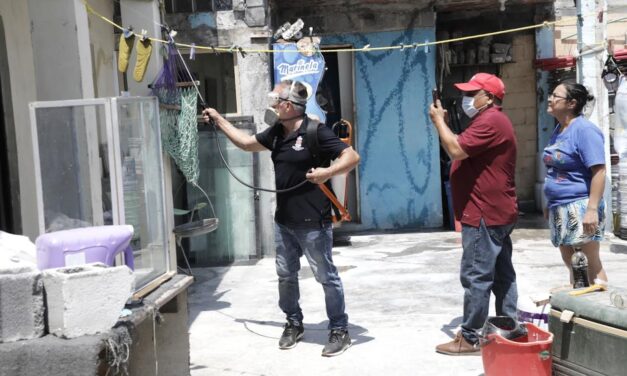 IMPLEMENTA ESCOBEDO OPERATIVOS DE FUMIGACIÓN Y DESCACHARRIZACIÓN