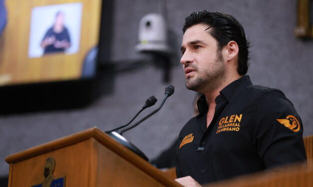 PROPONE GLEN VILLARREAL GARANTÍA DE CINCO AÑOS PARA OBRAS DE PAVIMENTACIÓN