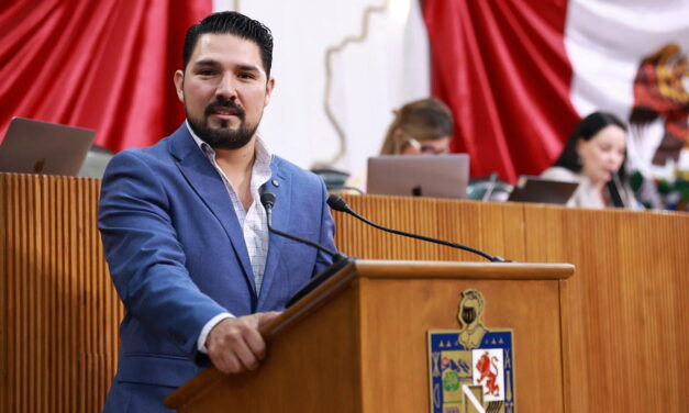 PROPONE FERNANDO AGUIRRE AVISO DE PRIVACIDAD EN «LECTURA FÁCIL»
